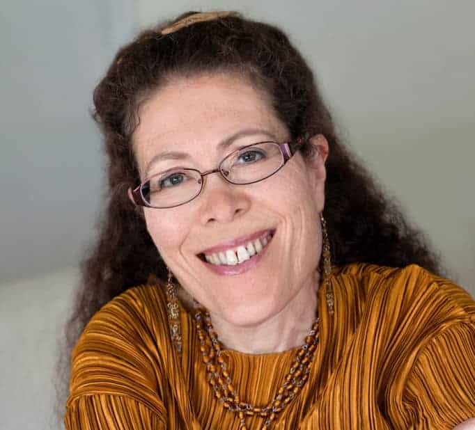 LaurieAnn testimonial square LaurieAnn Lepoff - Kick-Ass Successful Dance Instructor